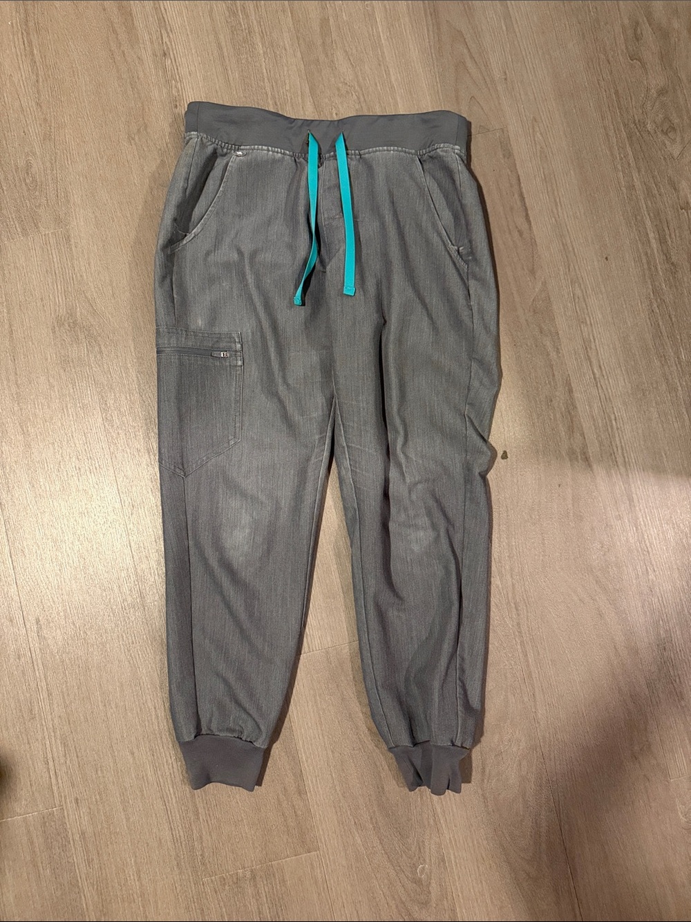 Figs Women's Graphite Gray Joggers
